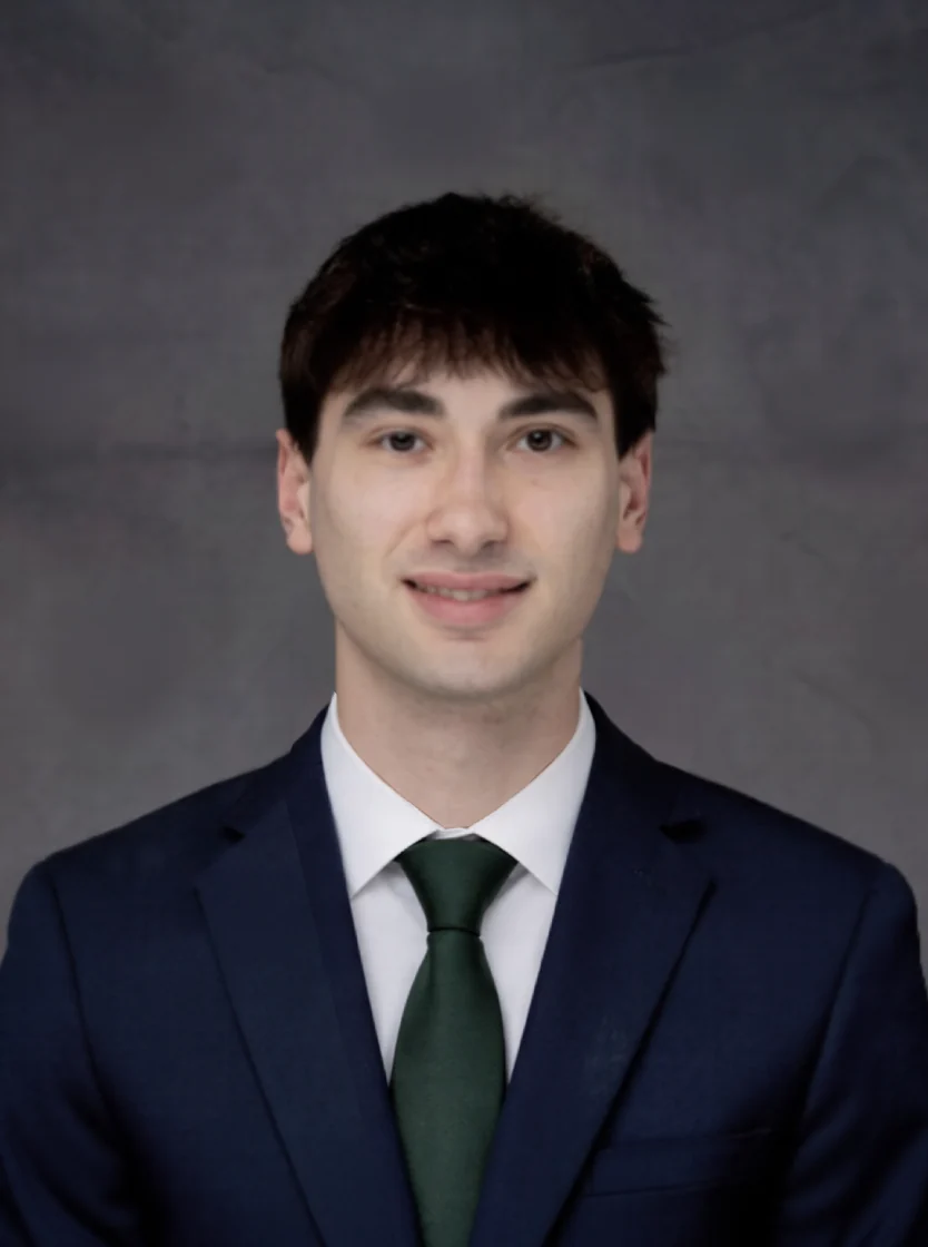 Headshot of Gavin Nomberg, founder of Lyvboard
